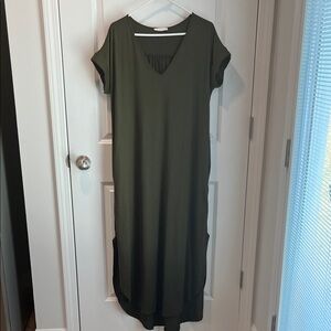 Entro Deep Olive Green Maxi Dress
